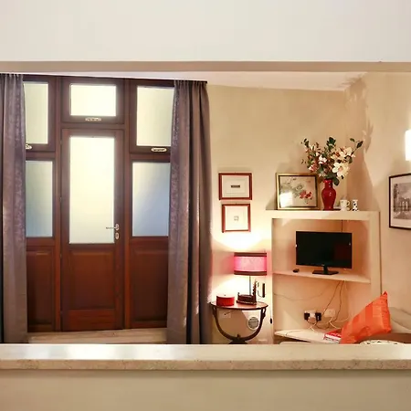 Ghibellina Apartment In The Heart Of The City Florence Exterior photo